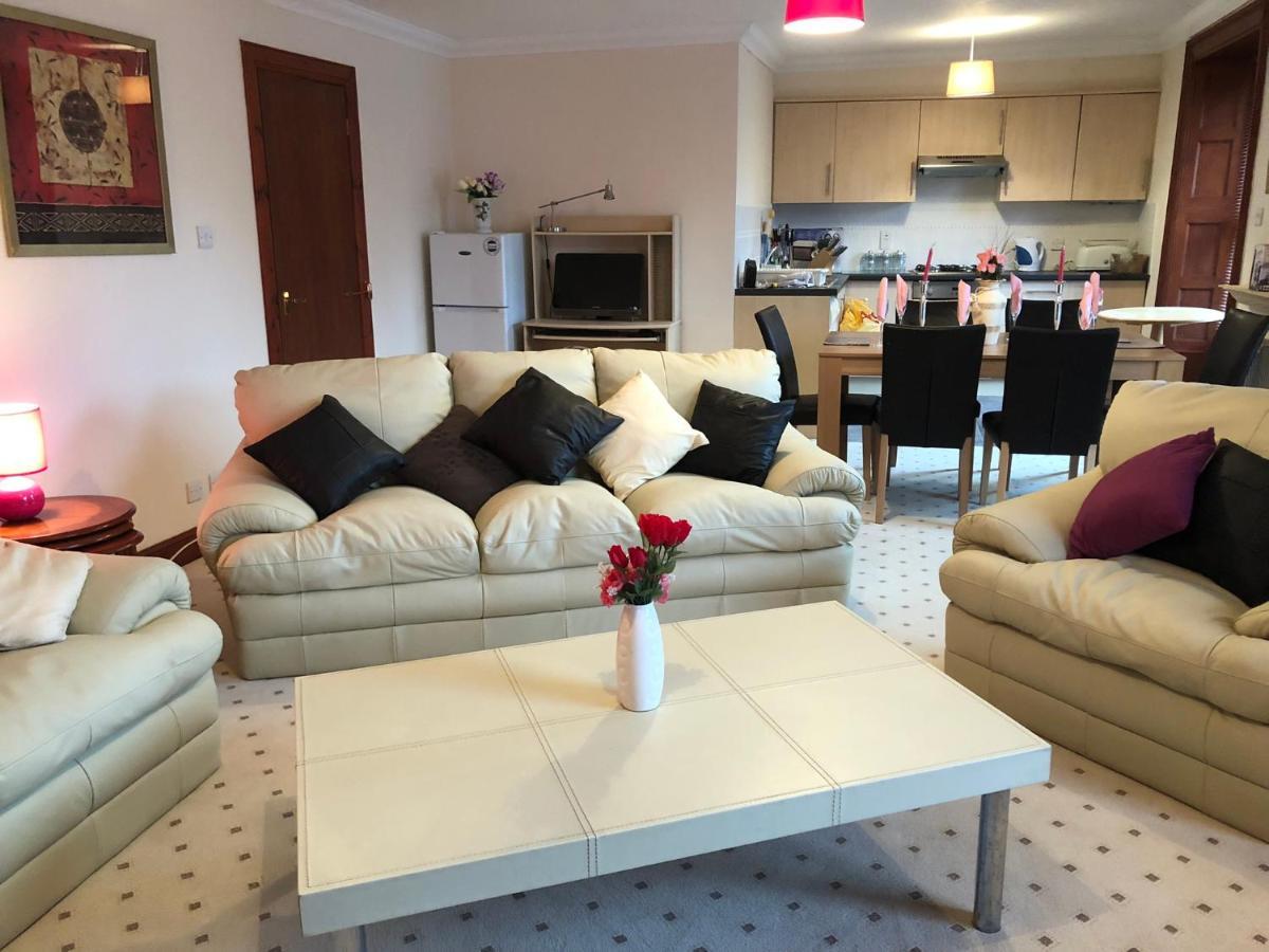 Executive Serviced Apartments 2 Forfar Εξωτερικό φωτογραφία